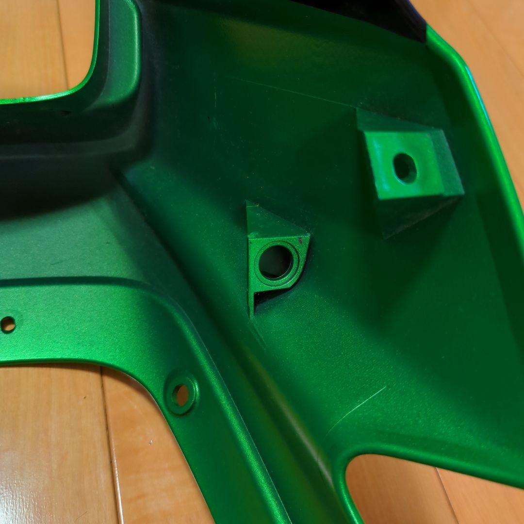 ZRX1200DAEG 2010年式 キャンディライムグリーンのビキニカウル