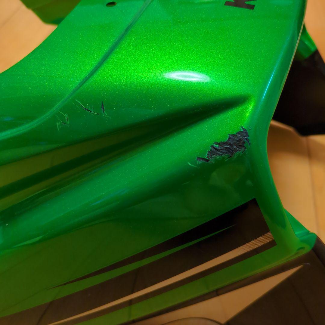 ZRX1200DAEG 2010年式 キャンディライムグリーンのビキニカウル