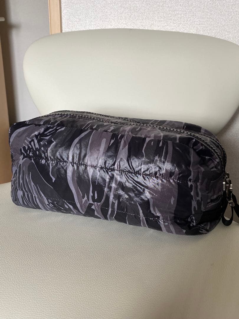 RIMOWA×MONCLER 迷彩ダブルジッパー ポーチ