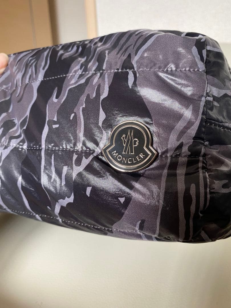 RIMOWA×MONCLER 迷彩ダブルジッパー ポーチ