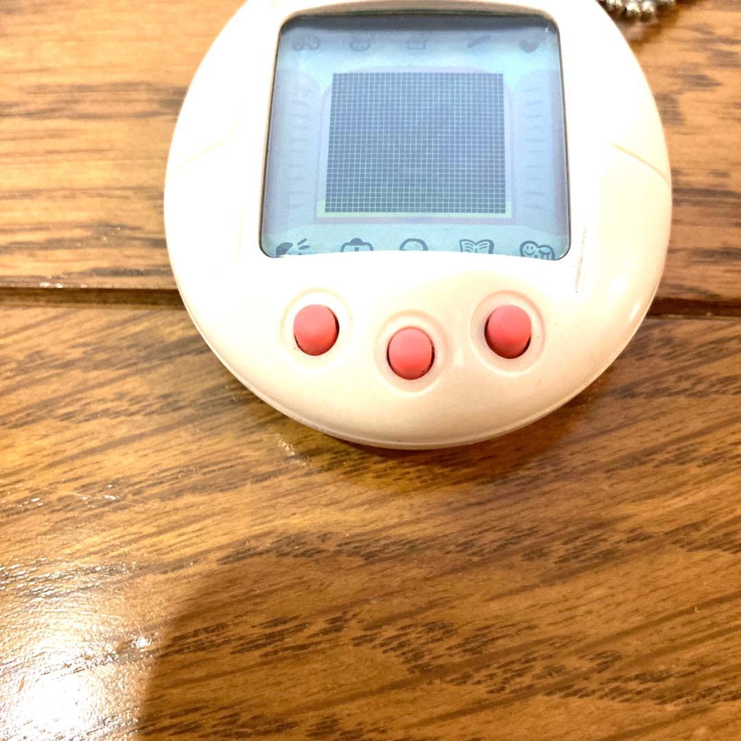 BANDAI バンダイ たまごっち 当時物 携帯ゲーム ホワイト 平成 希少 白