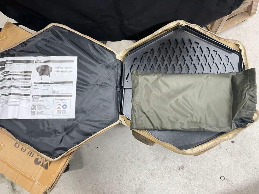 【未使用】WAQ(ワック) 焚き火台YAGURA 鉄製 折りたたみ焚火台キャンプ