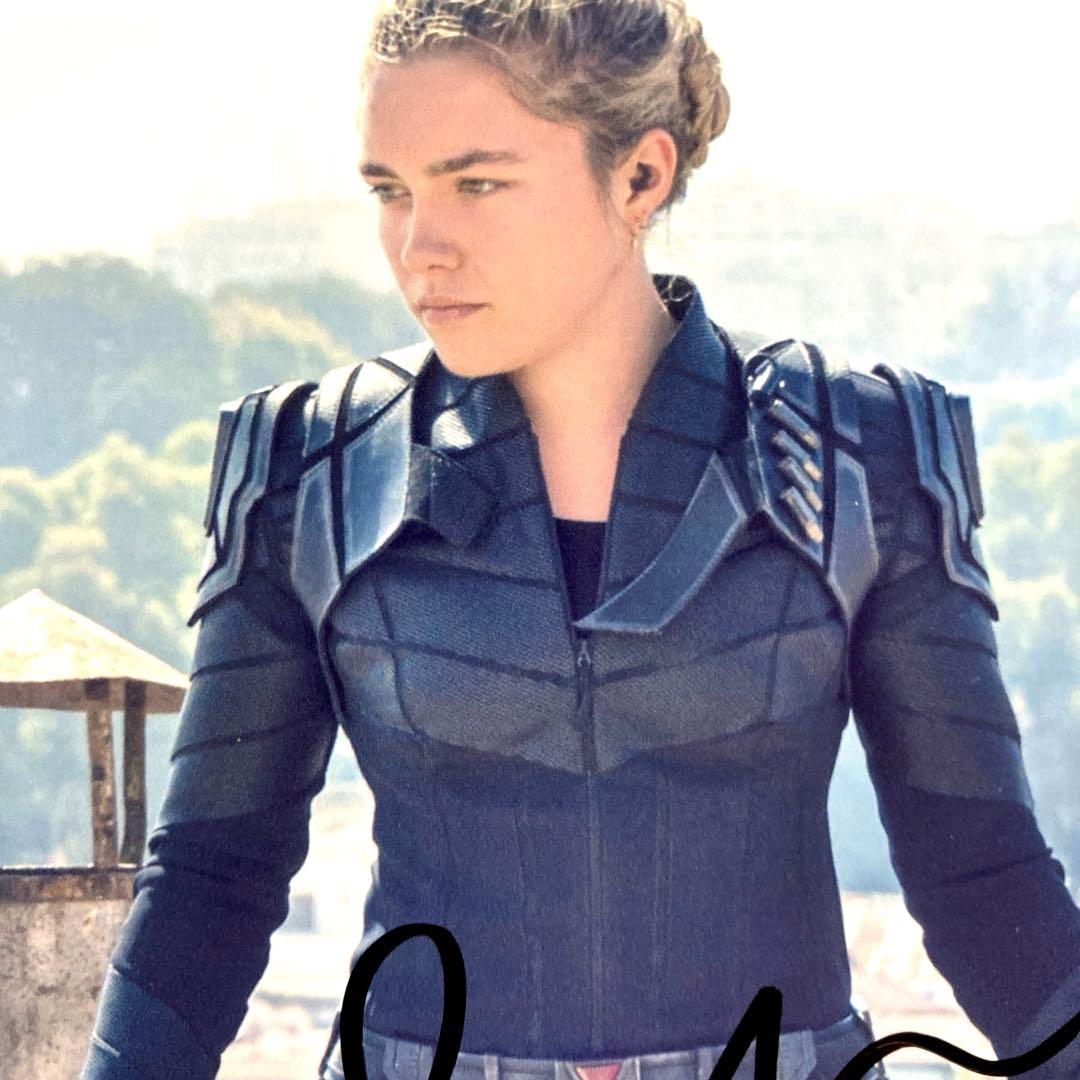 セール中…フローレンス・ピュー直筆サイン入り2Lサイズ写真…