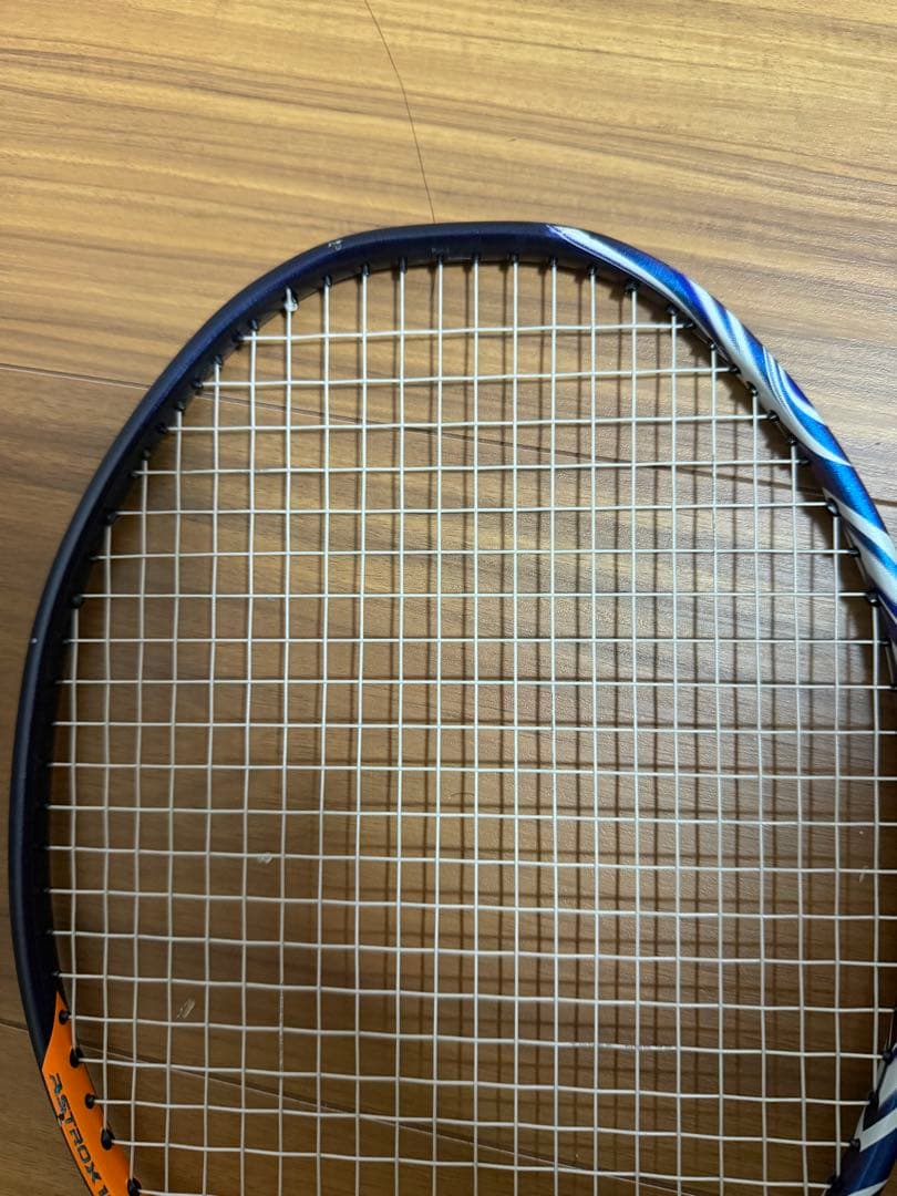 バドミントンラケット ASTROX100ZZ 4UG5