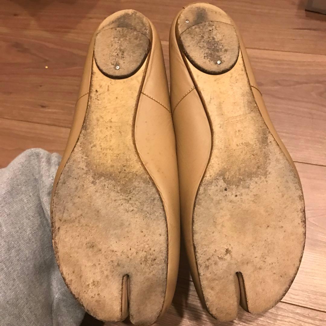 ベージュ　タビフラット　37 マルジェラ