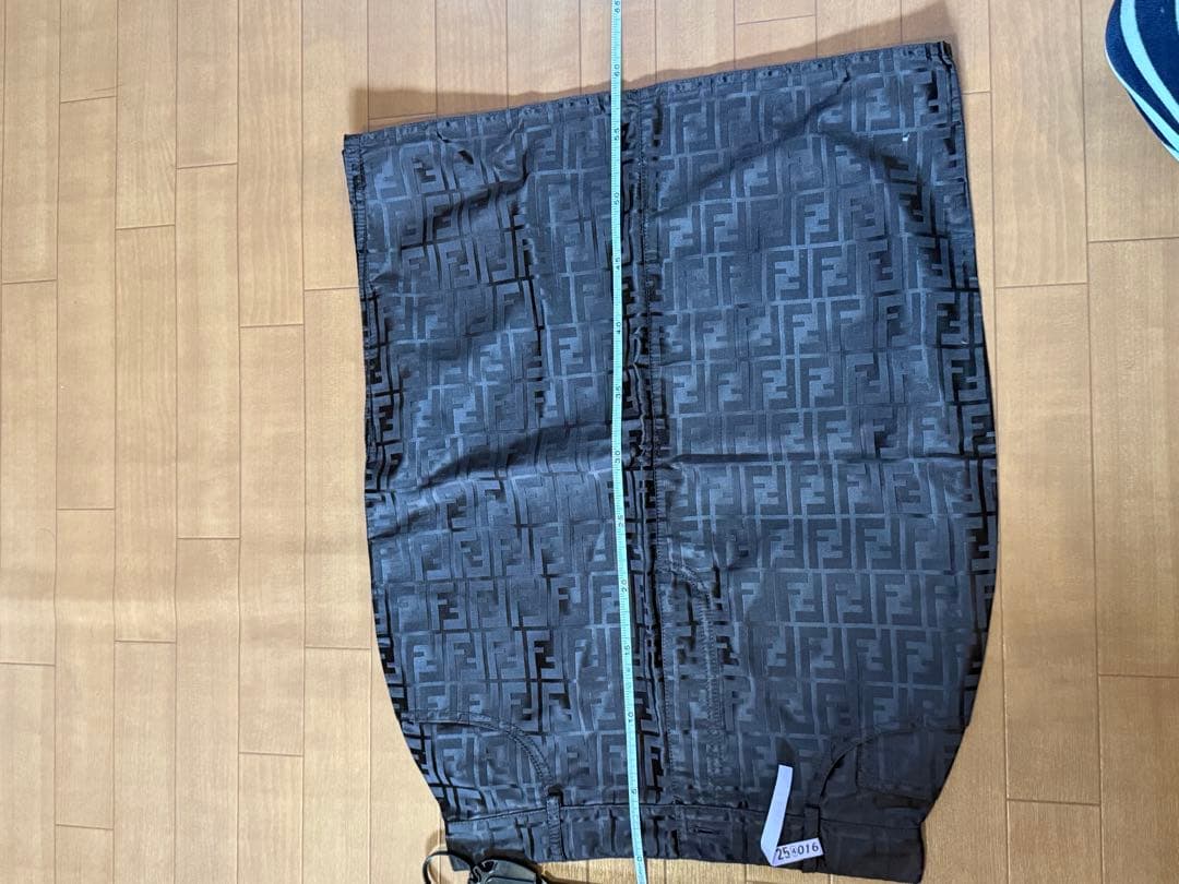FENDI ズッカ柄 FFロゴ 膝丈スカート