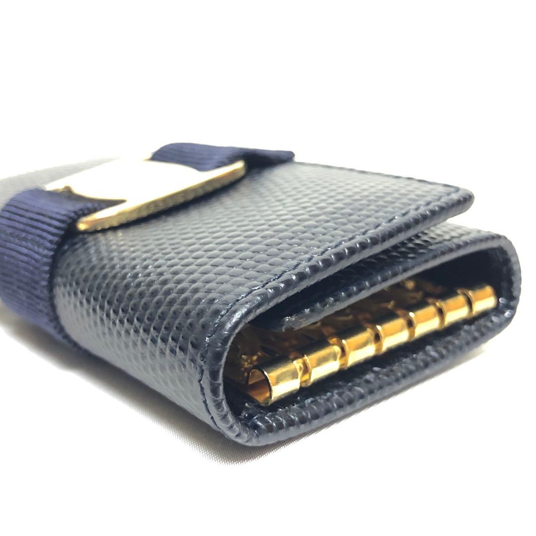 未使用　フェラガモ　キーケース　ヴァラリボン　リザード型押　ネイビー　付属品⭕️