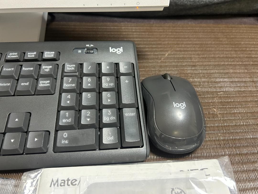 NEC Core i5 メモリ8GB SSD256GB office有