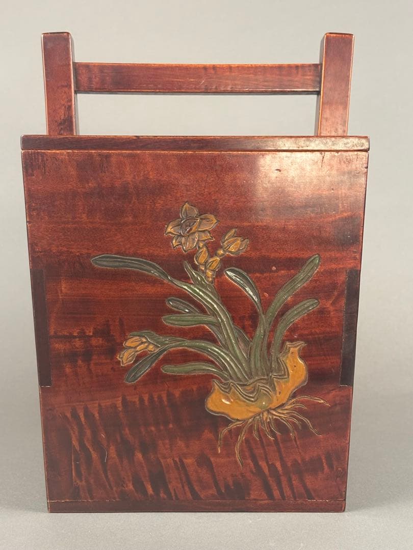 茶道具　讃岐　椿水仙圖　炭斗　在名