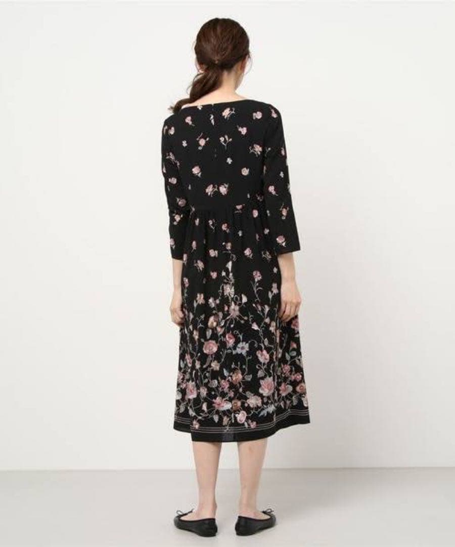 21AW♡グレースコンチネンタル サラサフラワー刺繍ワンピース 36 上品