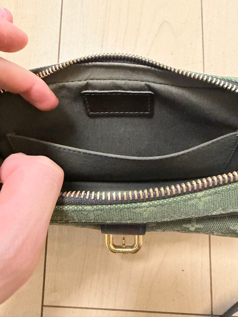 Louis Vuitton オリーブグリーン ショルダーバッグ M92418