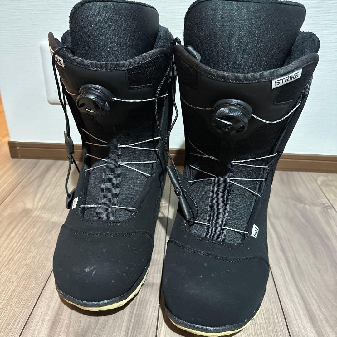 THERMO FIT BOAシステム スノーボードブーツ28センチ