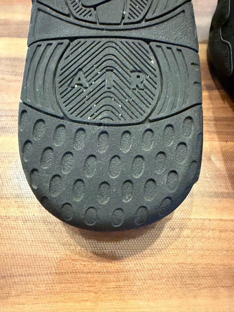 NIKE AIR MORE UPTEMPO SLIDE ナイキモアテンスライド