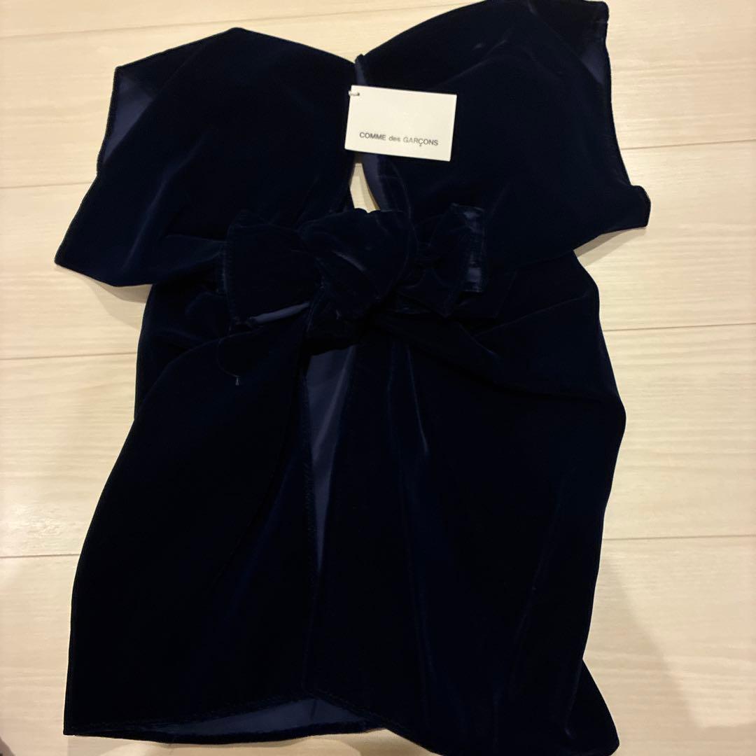 週末タイムセール☆COMME des GARÇONS ネイビートップス