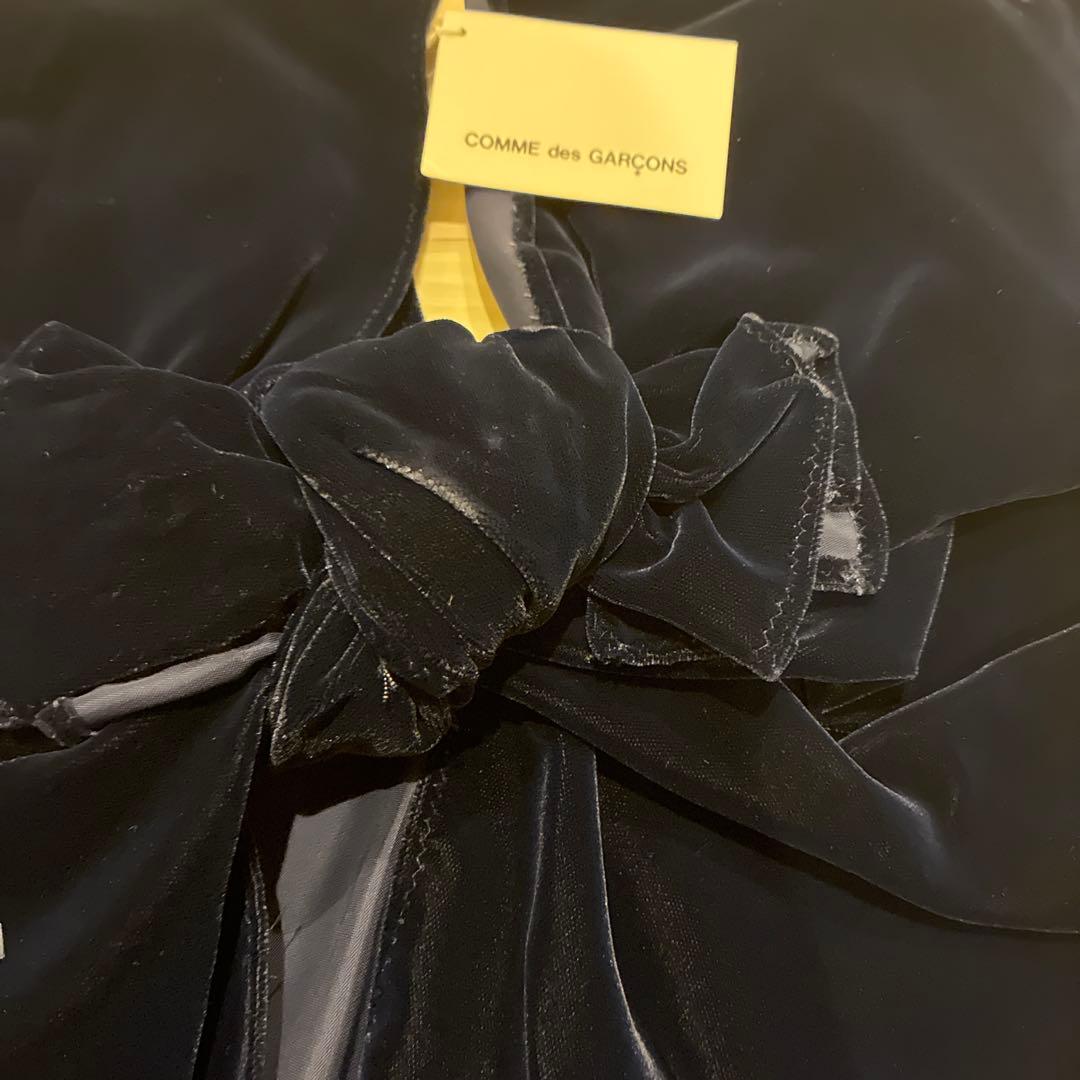 週末タイムセール☆COMME des GARÇONS ネイビートップス