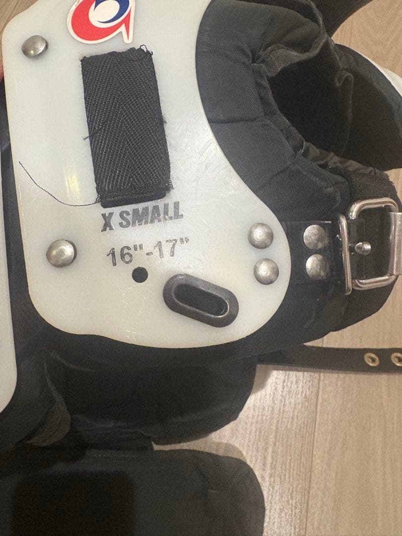 DOUGLAS ショルダーパッド