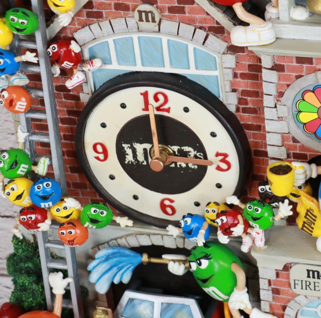 M&Ms ダンベリーミント　消防署　コレクターズウォールクロック　２００５年製