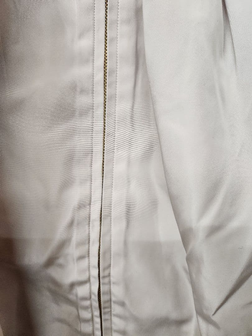 118046　EPOCA　ハイカウンタータフタノーカラーブルゾン