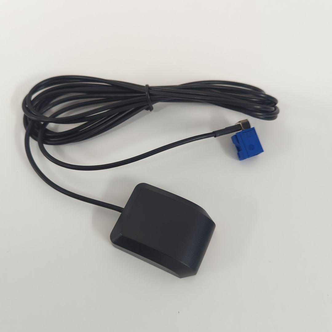 コメントご依頼  F10用アンドロイドモニターCIC ４ピン