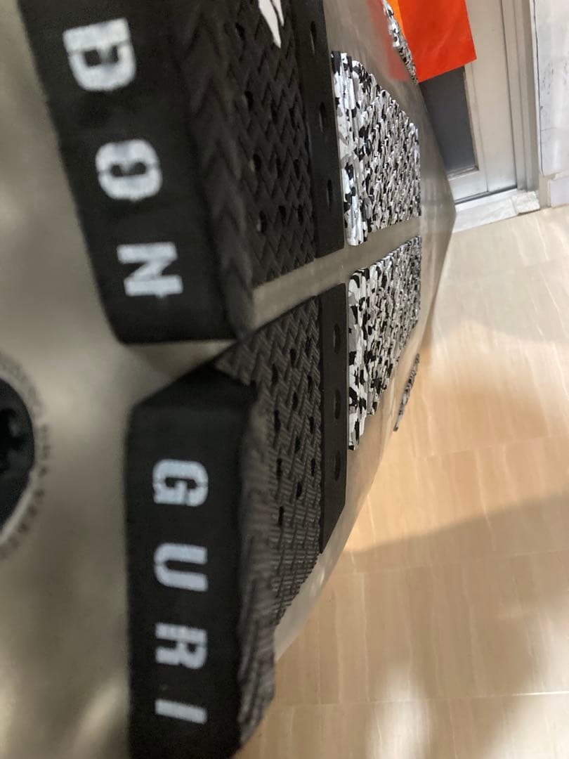 【美品】スリーウェザーサーフボード　シェルター