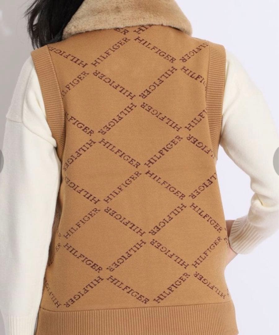 トミー ヒルフィガー ゴルフ2WAYネックモノグラムジャカードニットベスト
