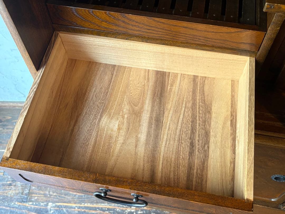 茶棚 木製ガラス扉付きタンス 水屋　飾り棚　違棚　アンティーク　レトロ