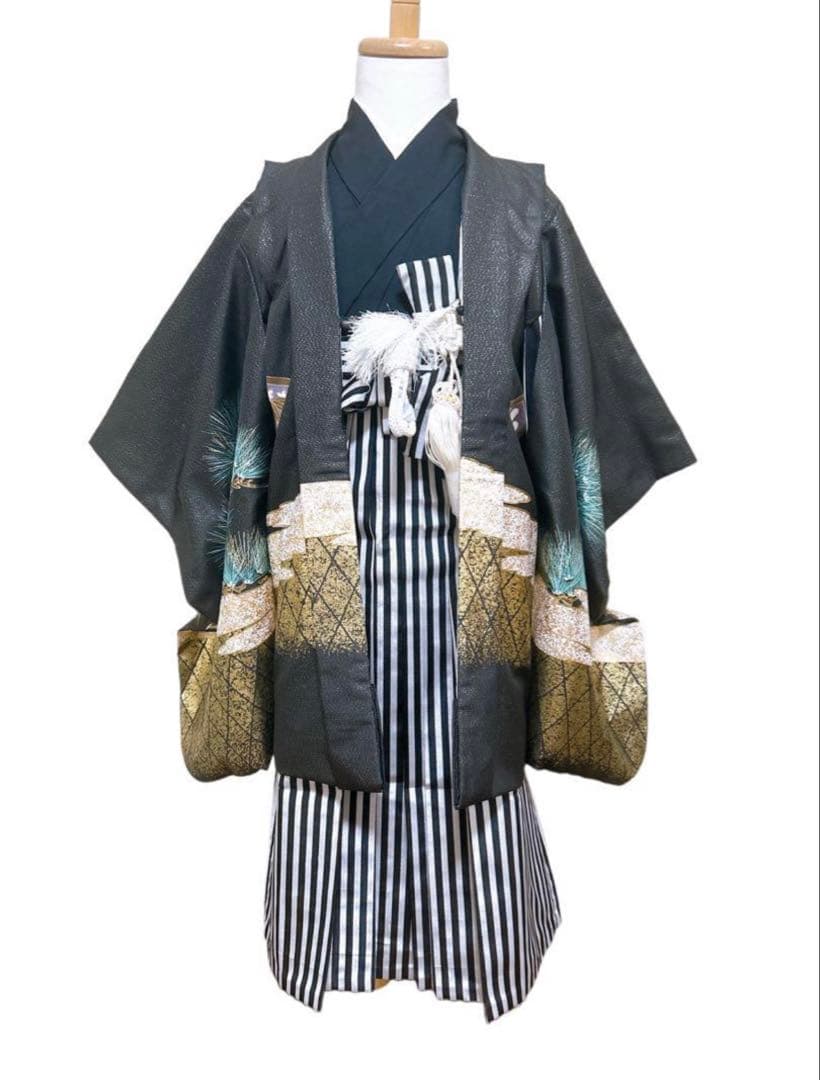 美品！黒系　縦縞袴　七五三　5歳　男の子　セット一式　　鷹　松　城