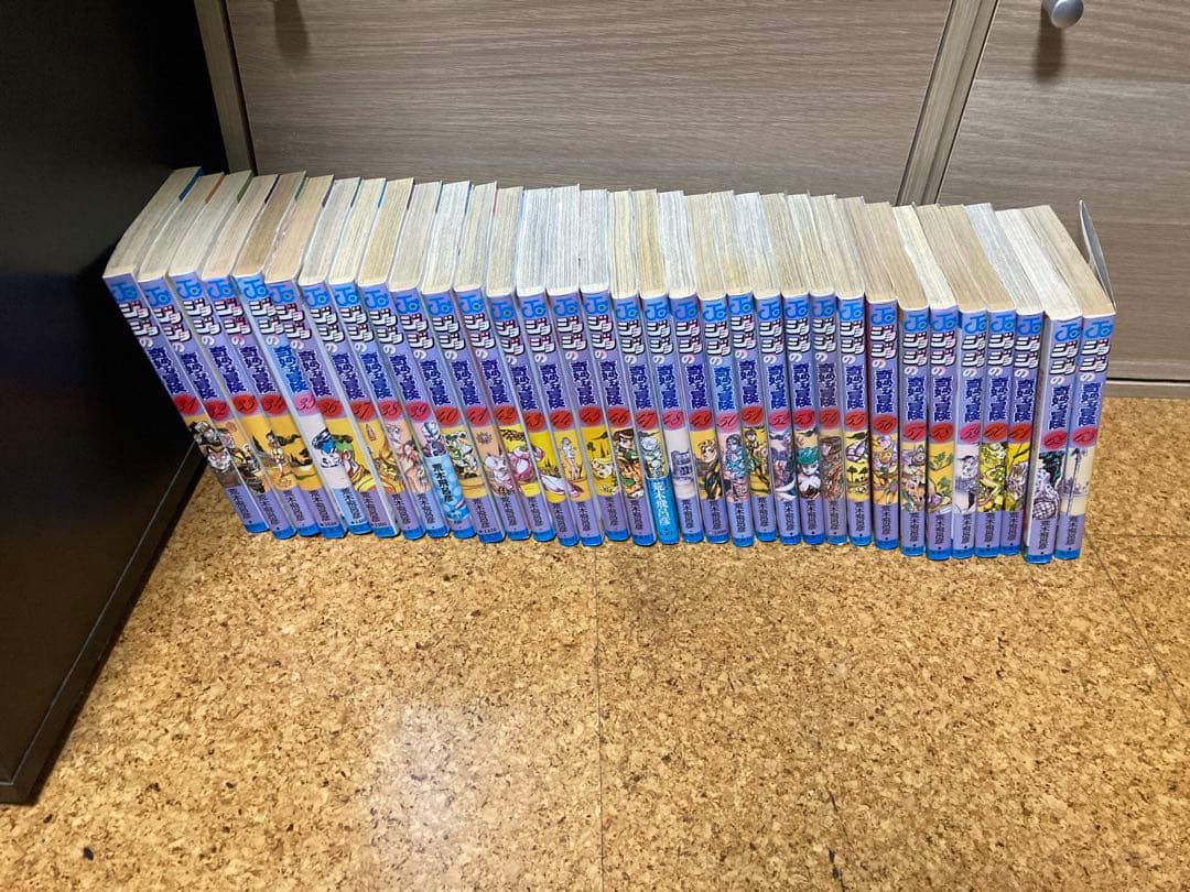 ジョジョの奇妙な冒険シリーズ　110冊