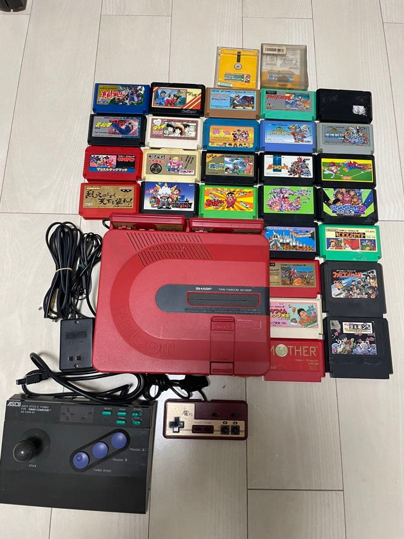ツインファミコン➕コントローラー➕ソフト