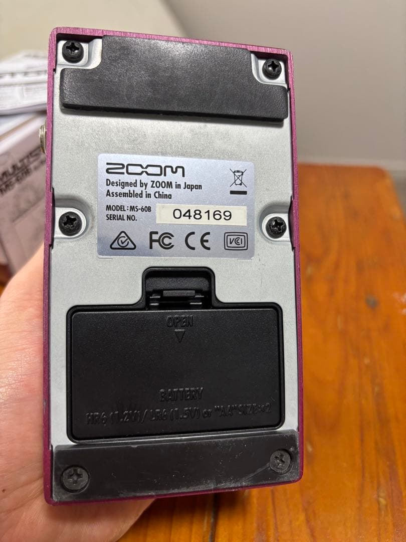 ZOOM MS-60B マルチエフェクター　マルチストンプ(箱、説明書付き)