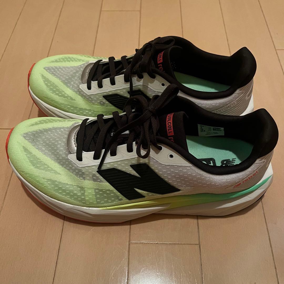 スパイク・シューズ 27.5cm New Balance FuelCell Rebel v5