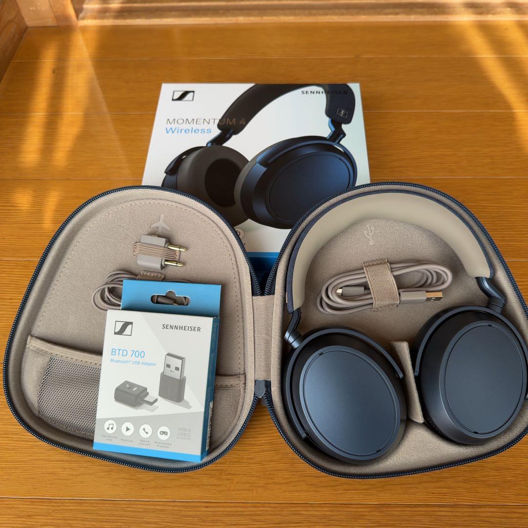 ヘッドホン SENNHEISER MOMENTUM 4 Wireless & BTD 700