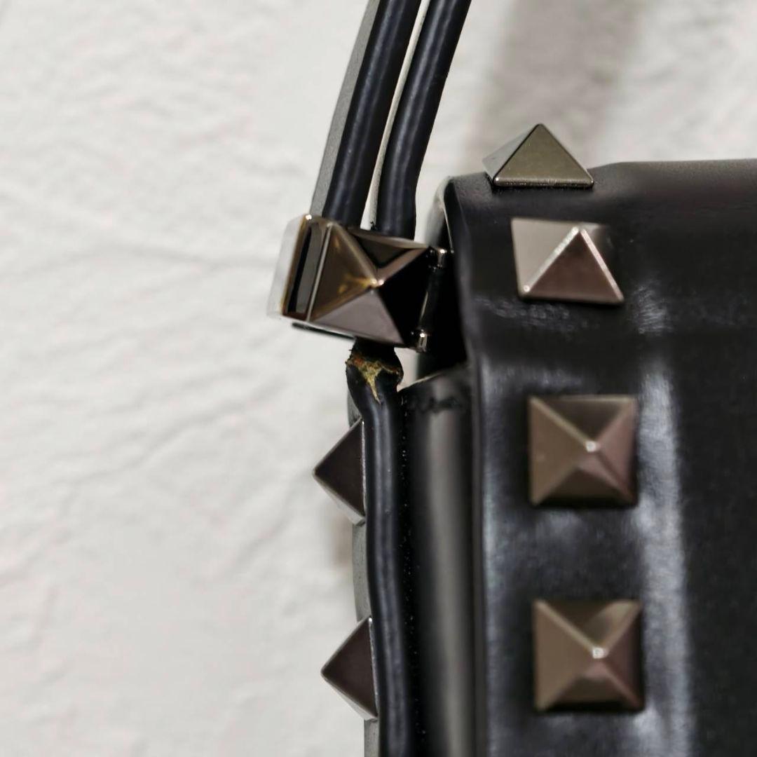 ヴァレンティノ ロックスタッズ23 イースト/ウエスト ショルダーバッグ