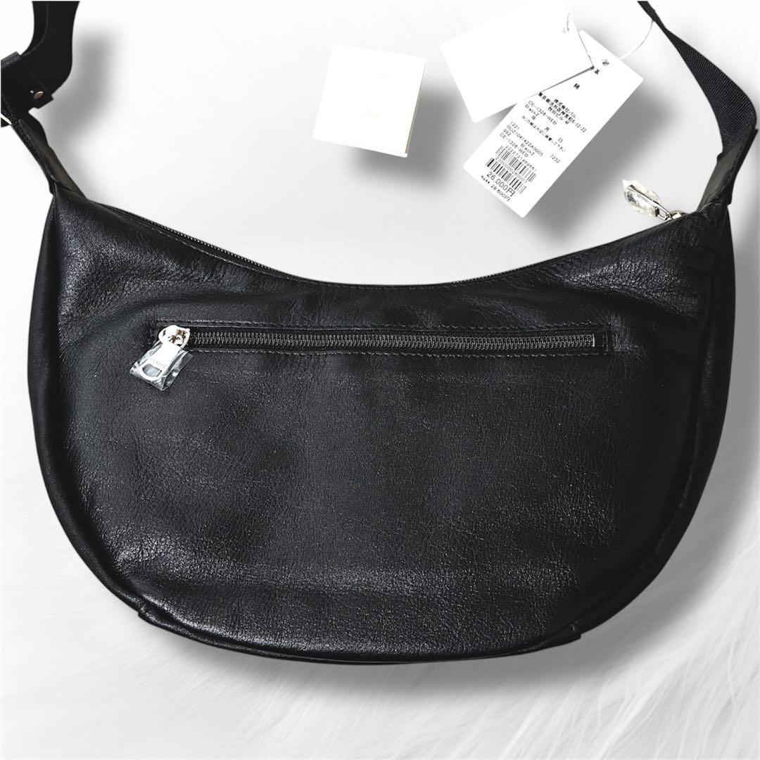 新品 ラシット ソフトレザー ラウンド ショルダーバッグ 黒 ハーフムーン