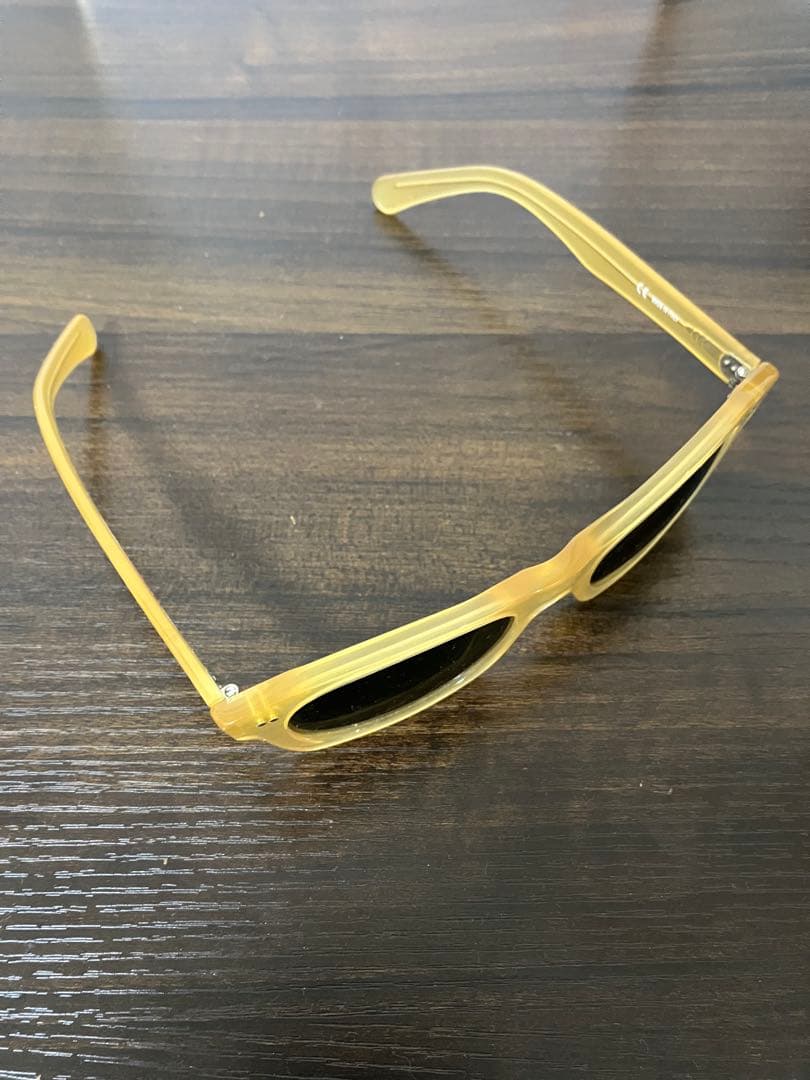 S*e様 supreme alton サングラス