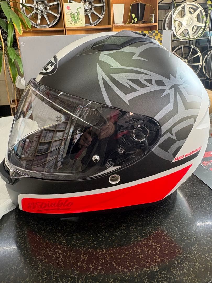 HJC C10 クアルタラロ HJH242 フルフェイスヘルメット　XL