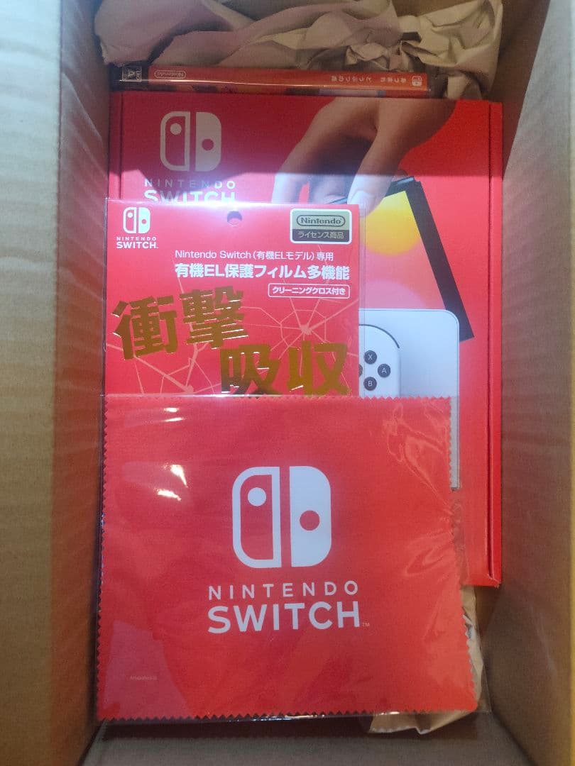 Switch 本体、あつまれ どうぶつの森、Switch専用フィルム