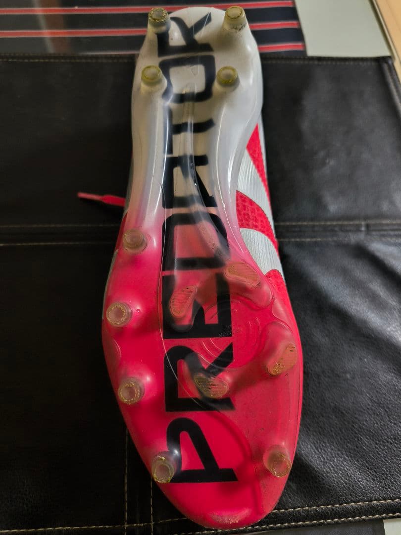 【3/28 17時までの価格】アディダス　プレデターエリート　ag　27.5cm