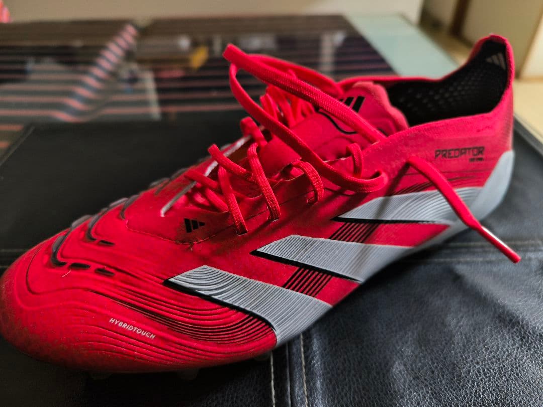 【3/28 17時までの価格】アディダス　プレデターエリート　ag　27.5cm