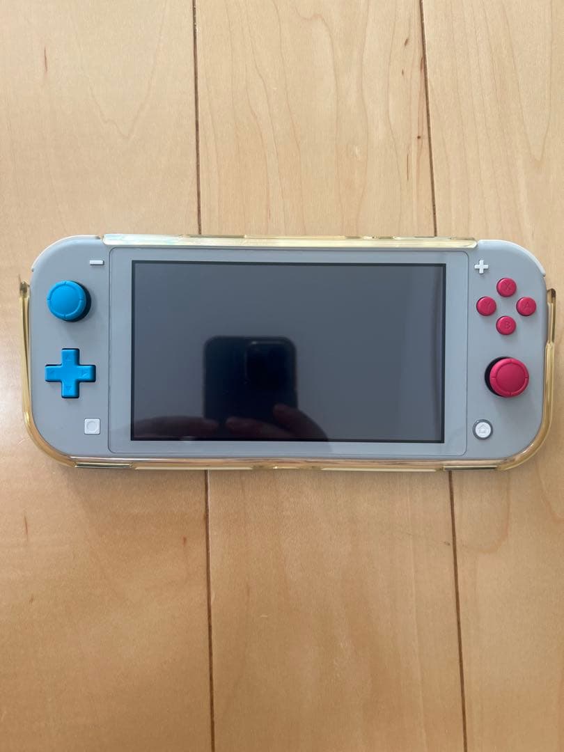 Nintendo Switch Lite ザシアンザマゼンタデザイン