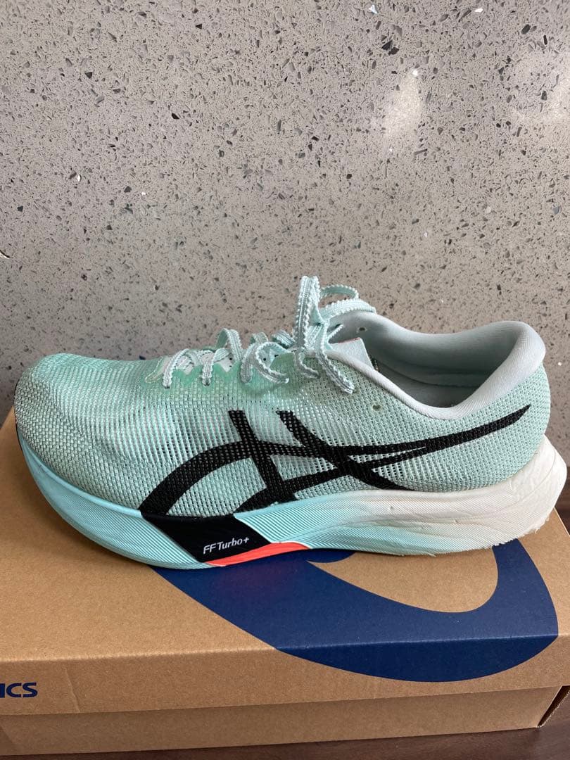 メタスピードエッジパリ　　SPEED EDGE PARIS 28㎝