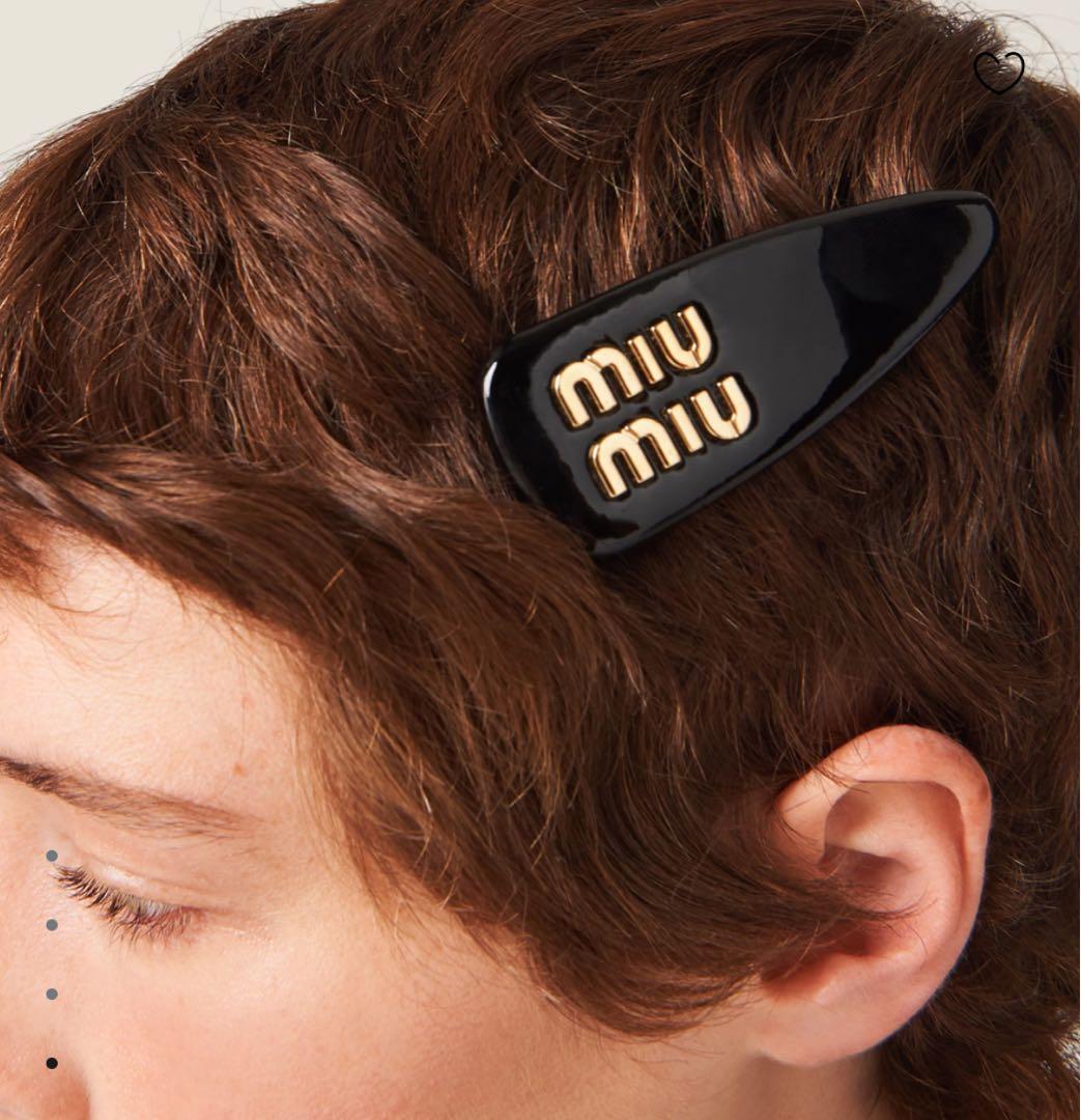MIUMIU ミュウミュウ ヘアクリップ バレッタ パテント 黒 箱付き