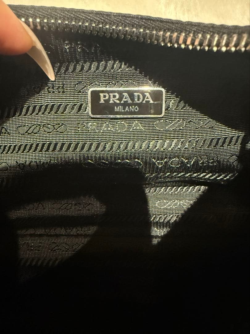 プラダ Re-Edition 2005 Re-Nylon バッグ