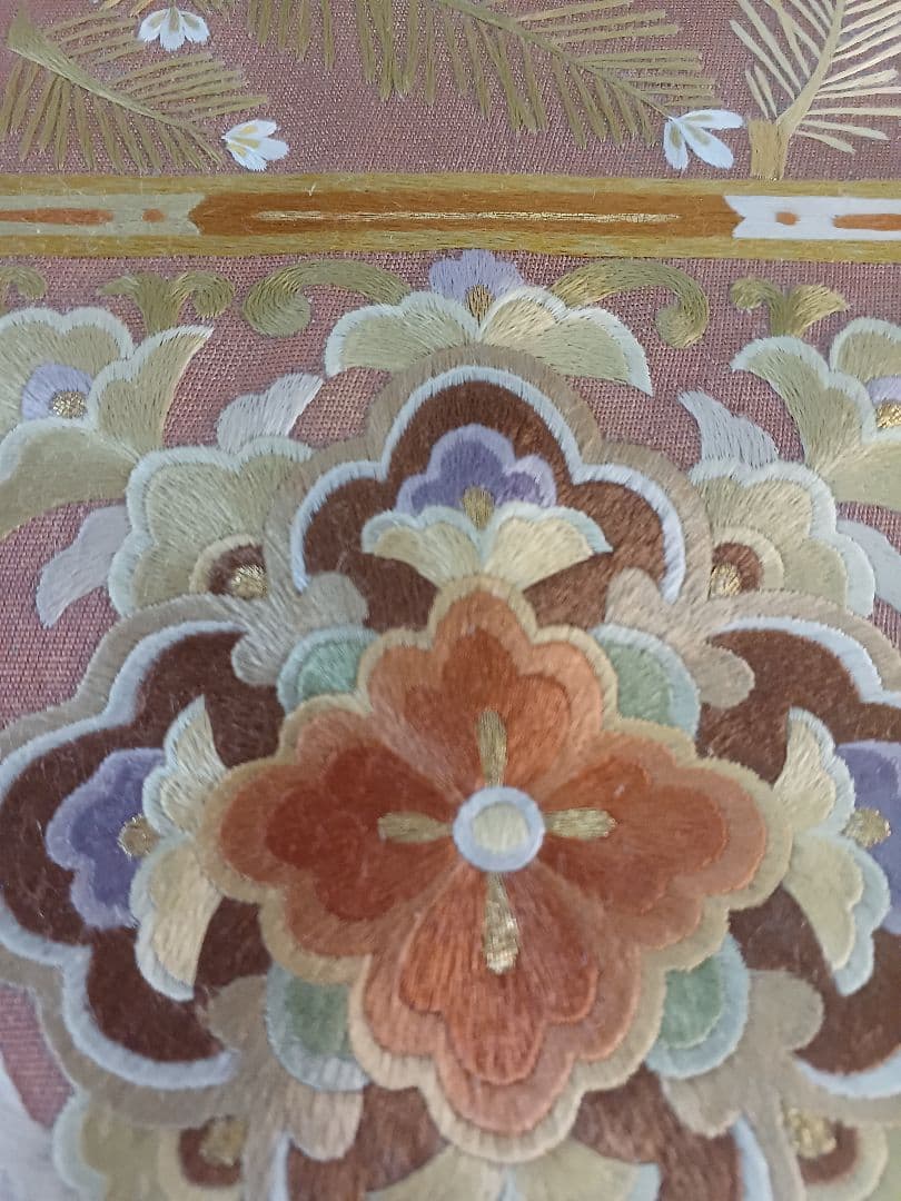 ［お太鼓柄］袋帯　中古品　刺繍　450cm O-833