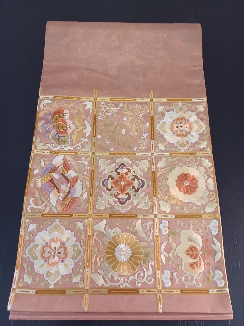 ［お太鼓柄］袋帯　中古品　刺繍　450cm O-833