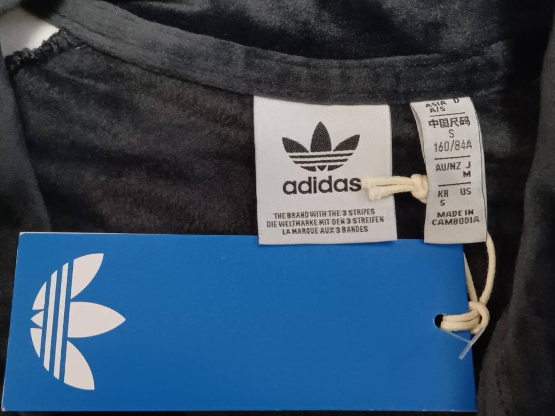 新品adidas W ADIBREAK VELOUR TT 黒 M重盛さと美