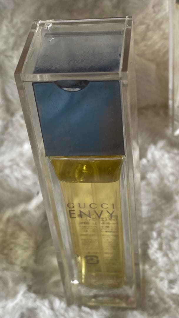 Gucci Envy（グッチ エンヴィ）30ml 香水 2点セットです。