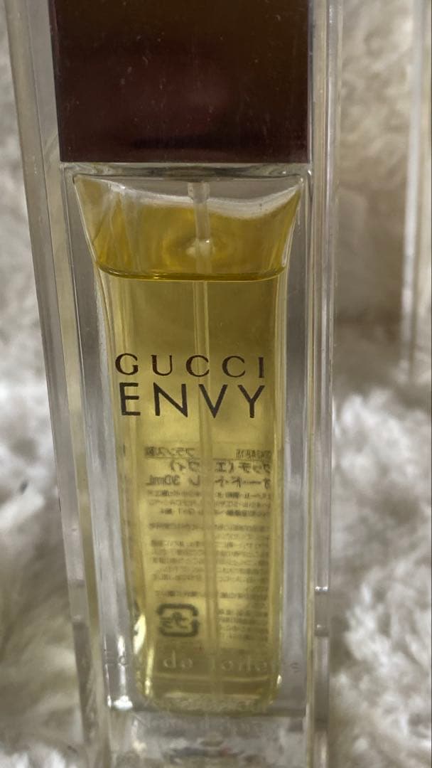 Gucci Envy（グッチ エンヴィ）30ml 香水 2点セットです。