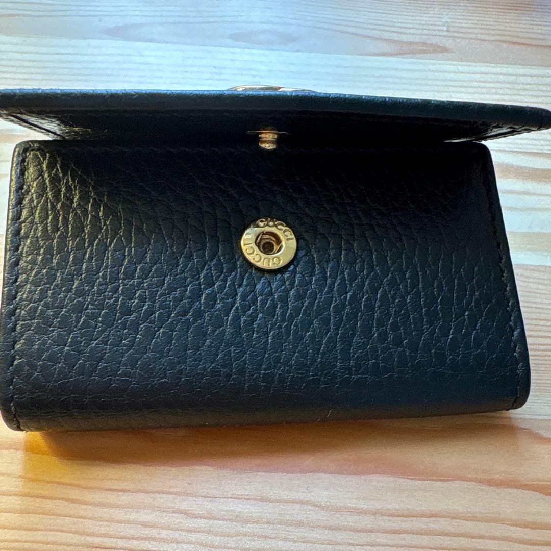 グッチ　レザーブラックキーケース