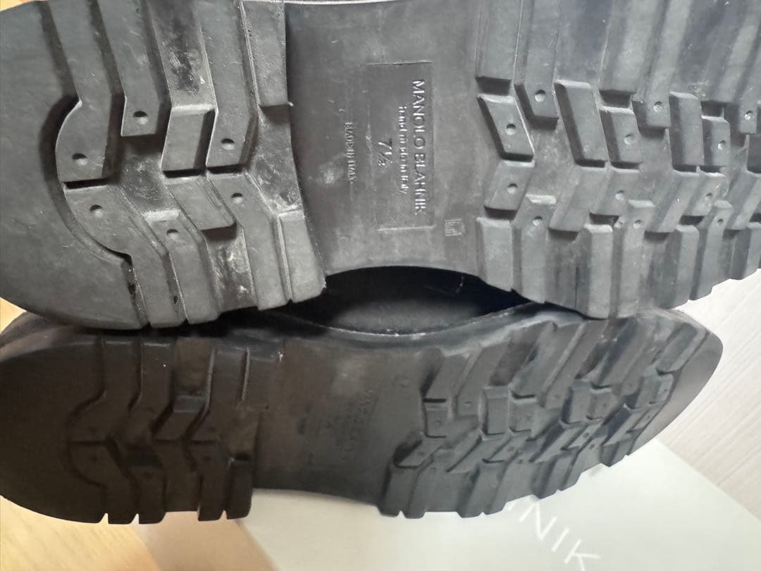 MANOLO BLAHNIK ブラック サイドゴアブーツ　サイズ　7.5